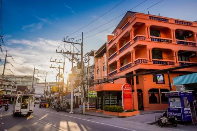 Khaleej Mass Hotel Patong – Photos 13